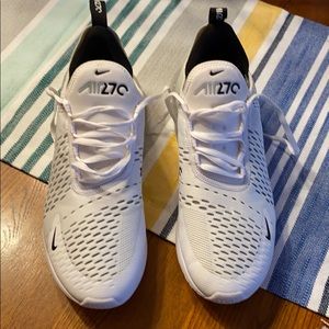 Nike Air270